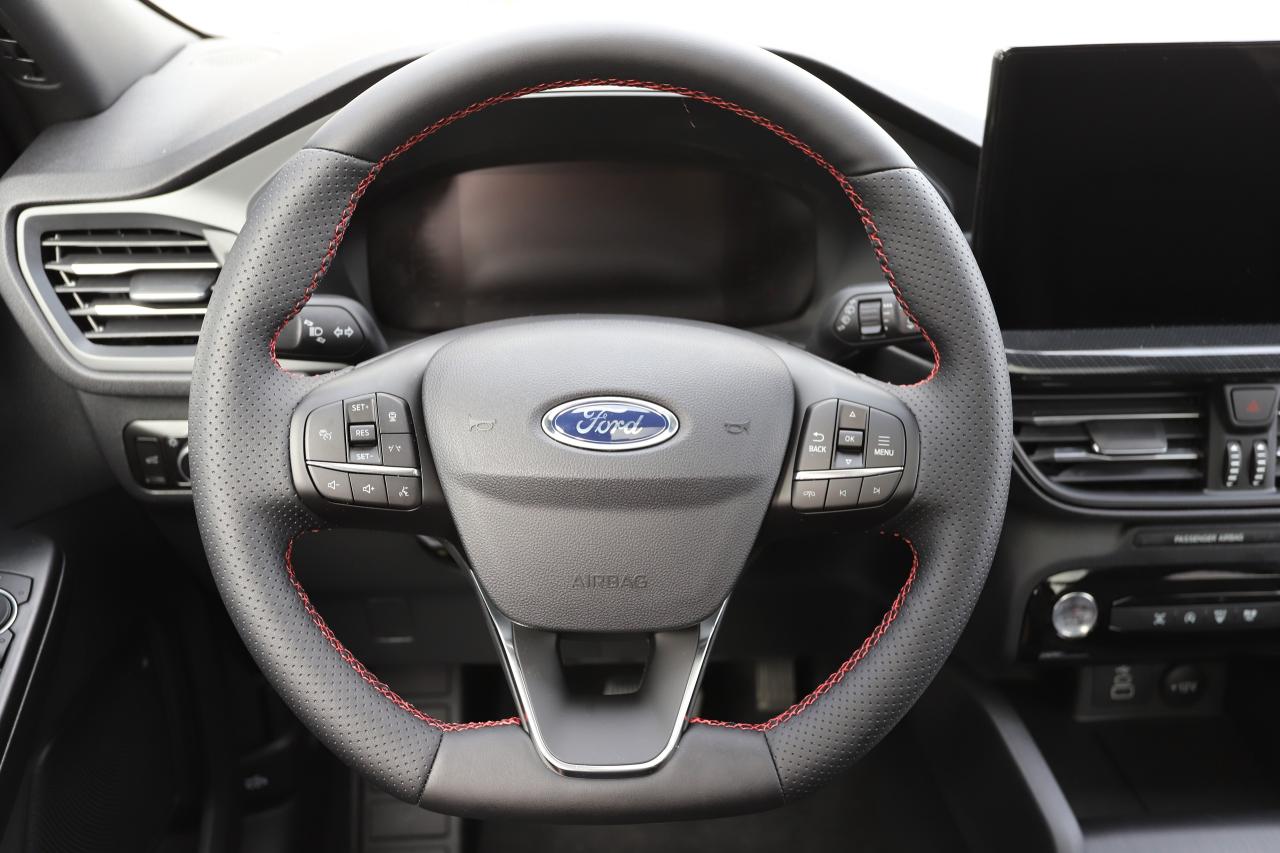 2026 Ford Escape ST-Line AWD Photo