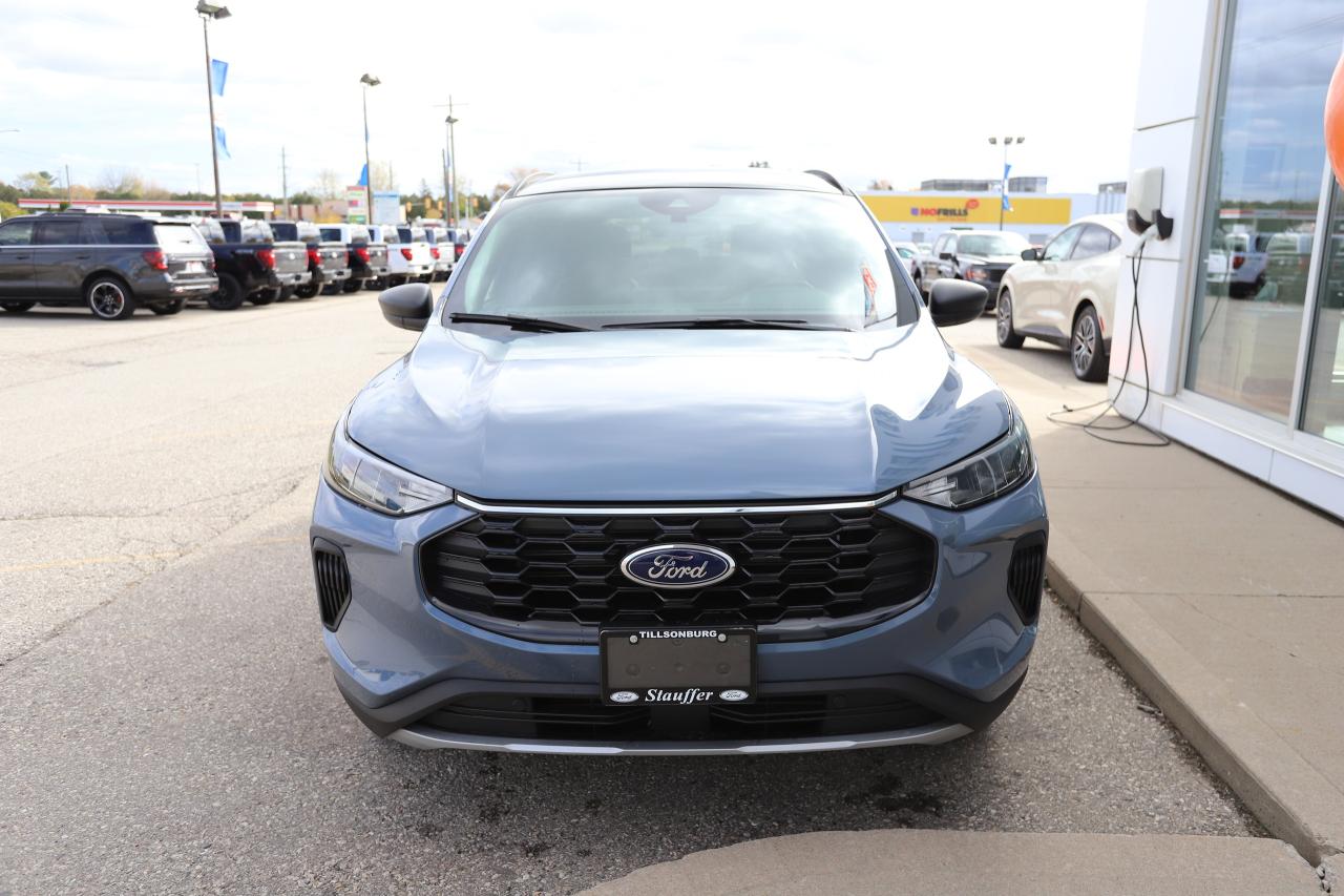 2026 Ford Escape ST-Line AWD Photo