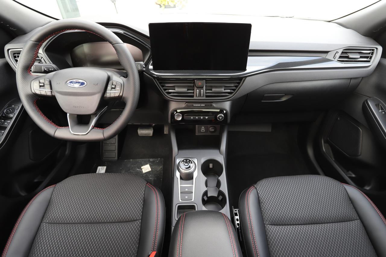 2026 Ford Escape ST-Line AWD Photo