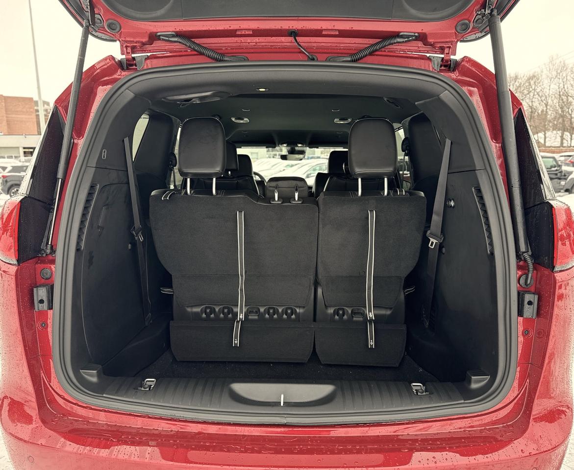 2026 Dodge Grand Caravan SXT 2WD Photo