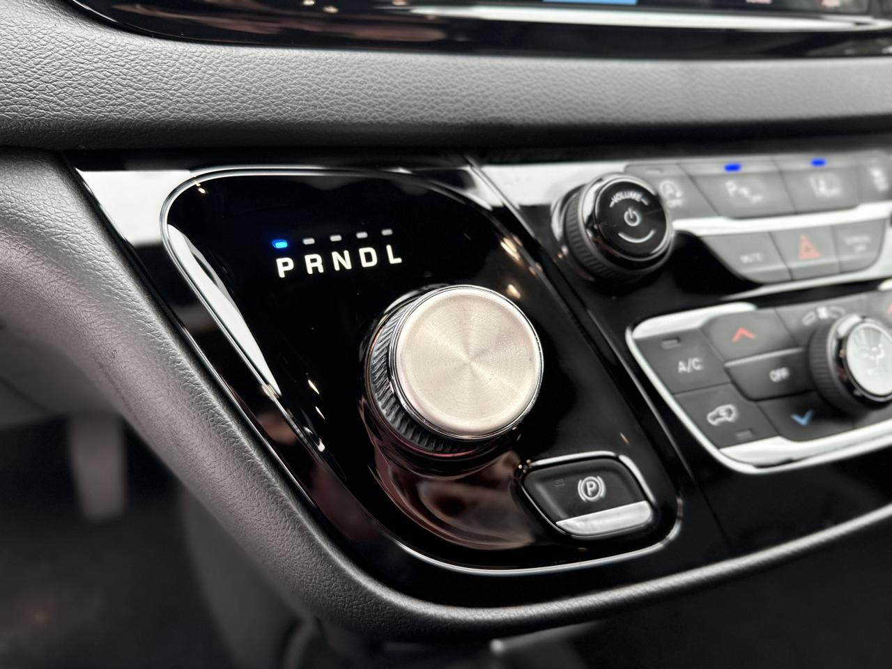 2026 Dodge Grand Caravan SXT 2WD Photo