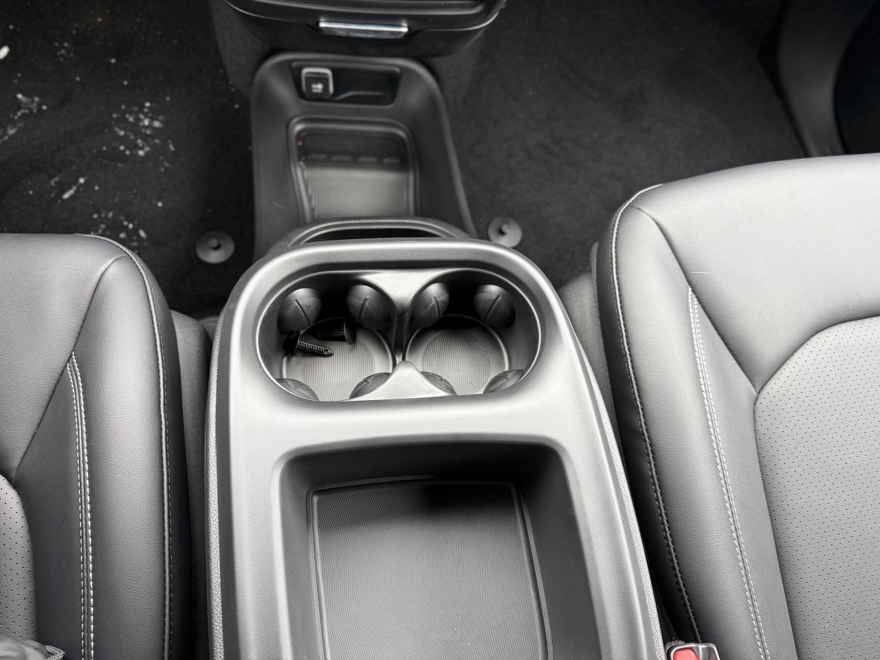 2026 Dodge Grand Caravan SXT 2WD Photo