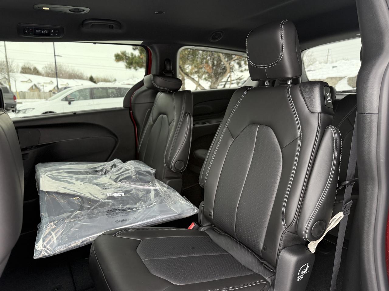 2026 Dodge Grand Caravan SXT 2WD Photo