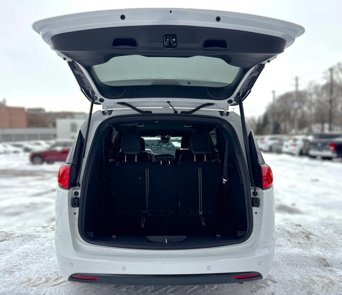 2026 Dodge Grand Caravan SXT 2WD Photo