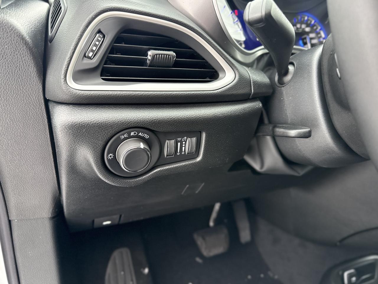 2026 Dodge Grand Caravan SXT 2WD Photo