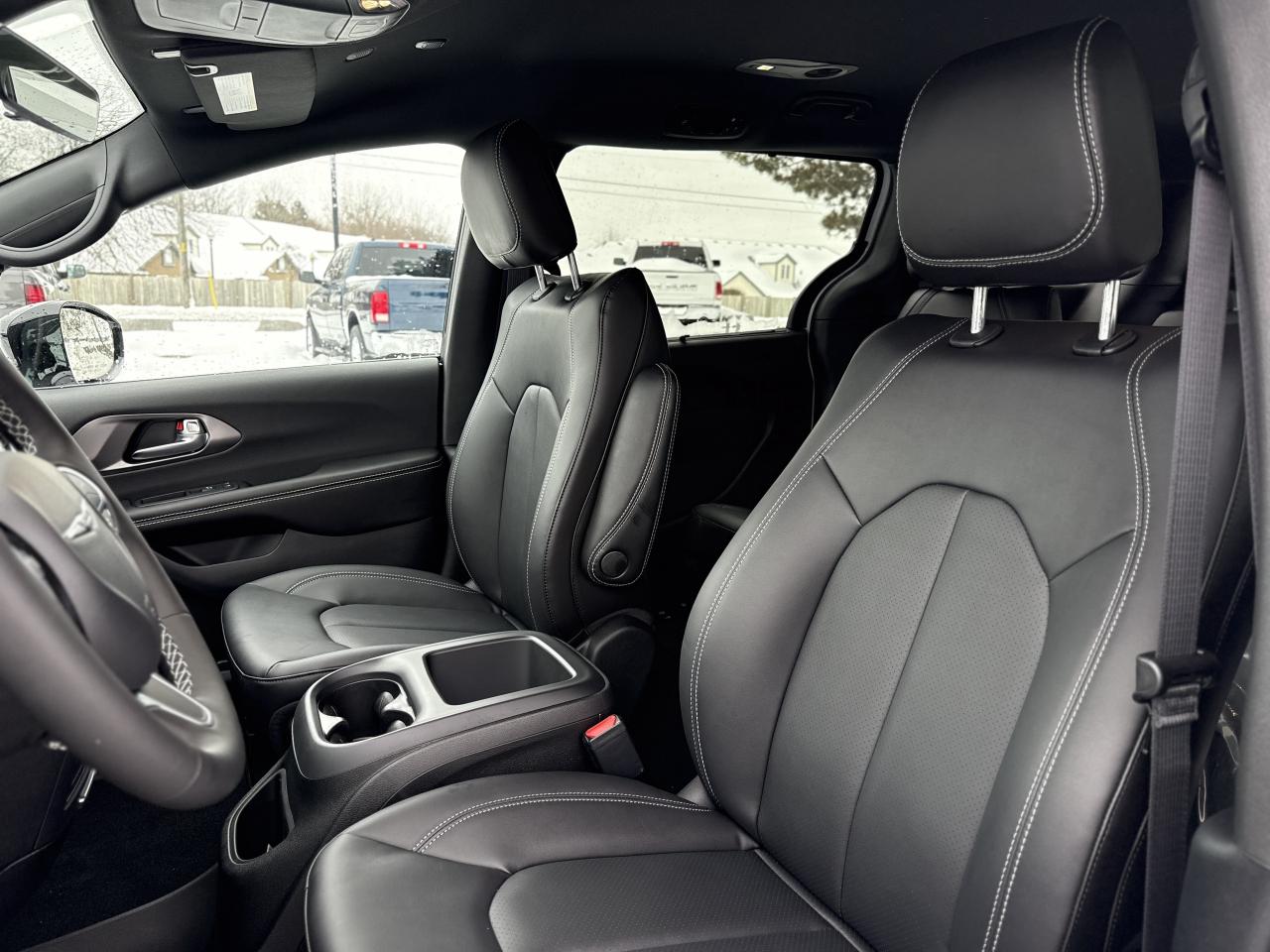 2026 Dodge Grand Caravan SXT 2WD Photo