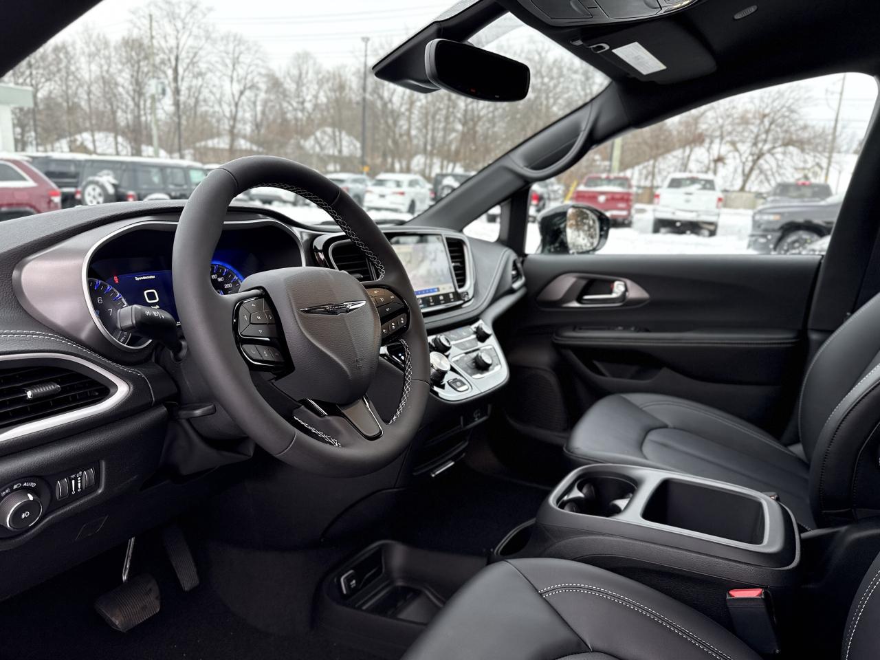 2026 Chrysler Pacifica Select FWD Photo