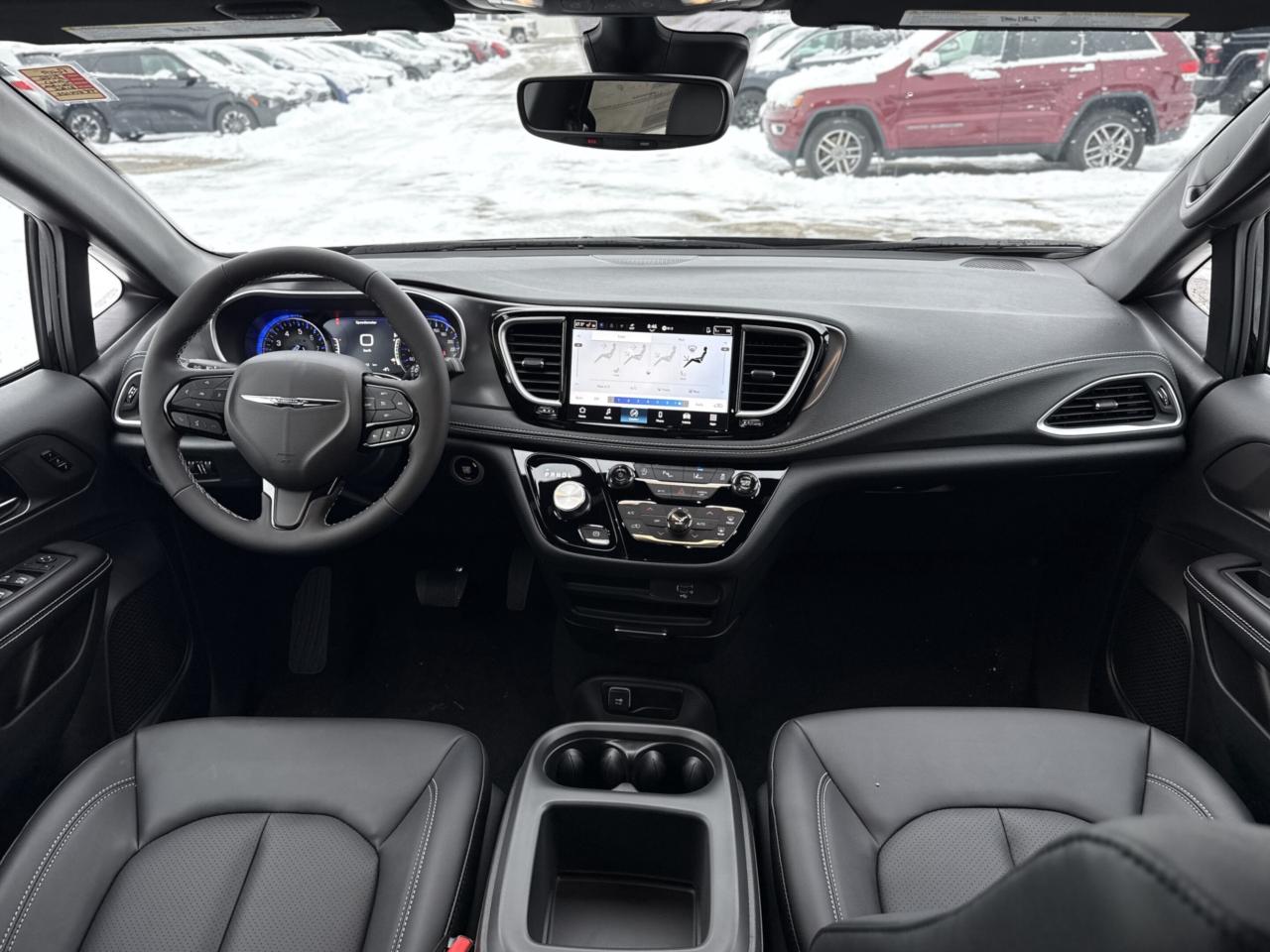 2026 Chrysler Pacifica Select FWD Photo