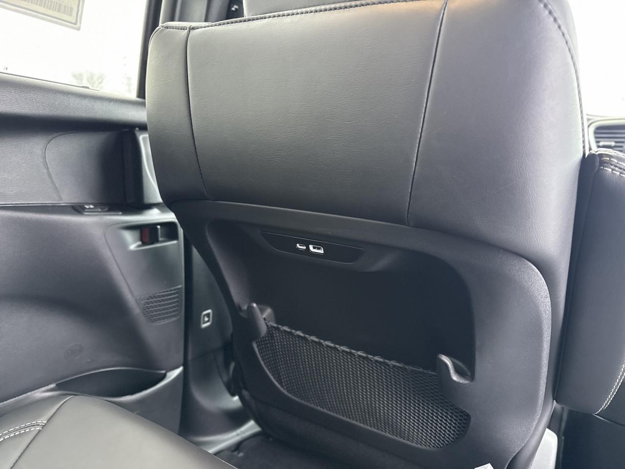 2026 Chrysler Pacifica Select FWD Photo