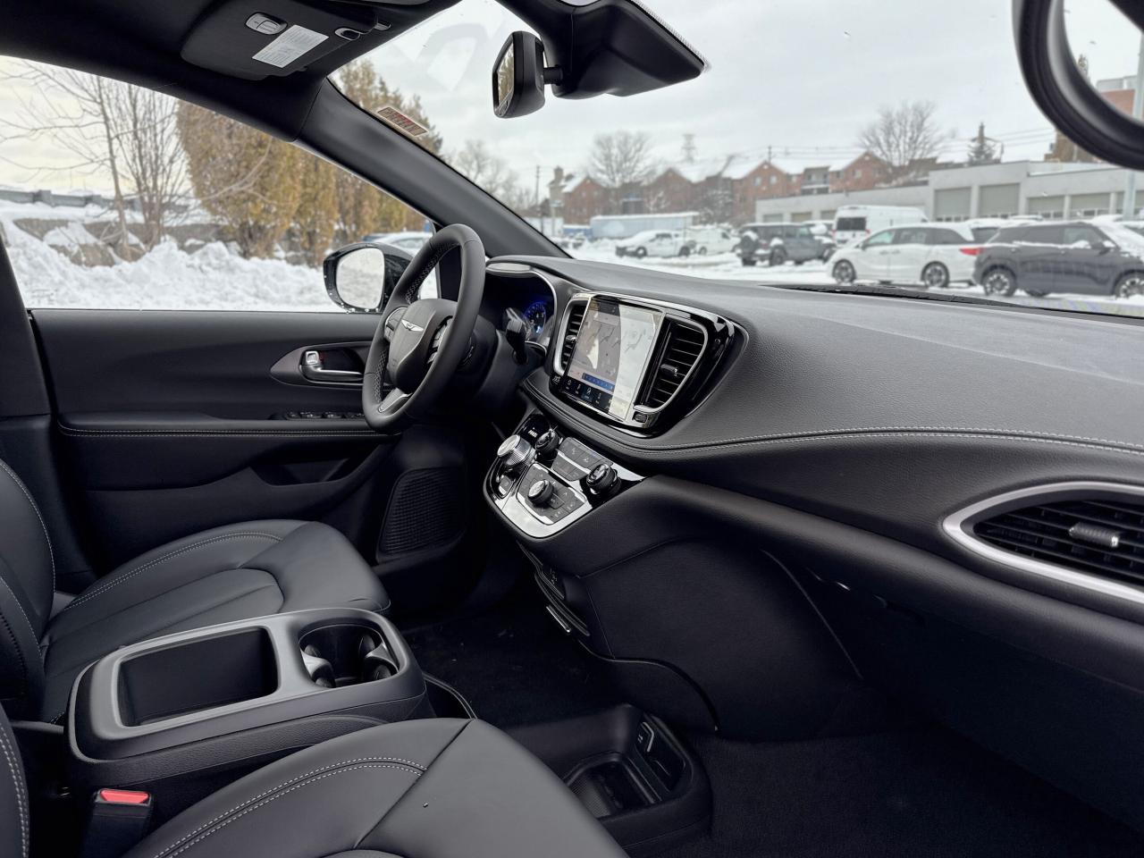 2026 Chrysler Pacifica Select FWD Photo