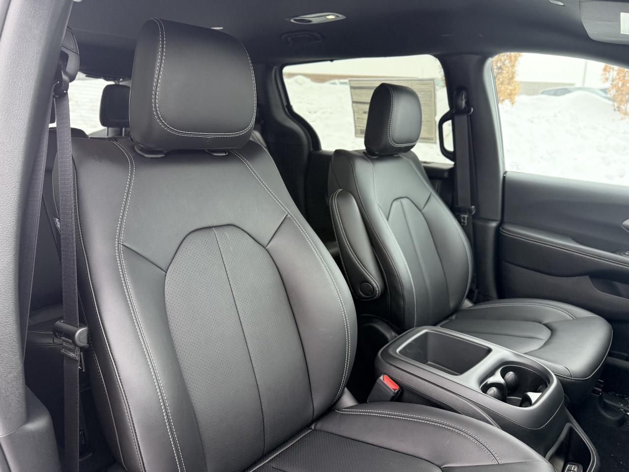 2026 Dodge Grand Caravan SXT 2WD Photo