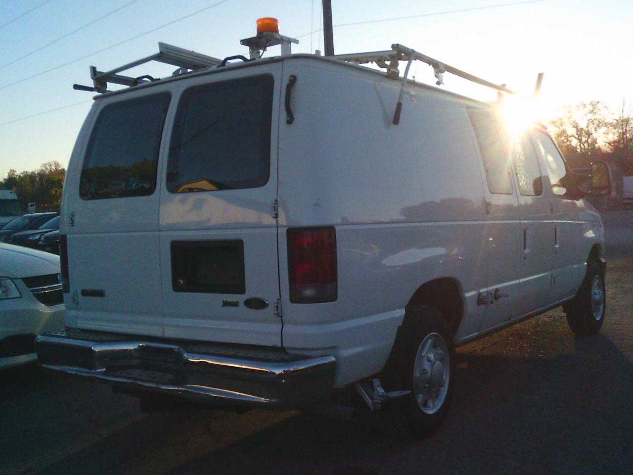 2009 Ford Econoline 