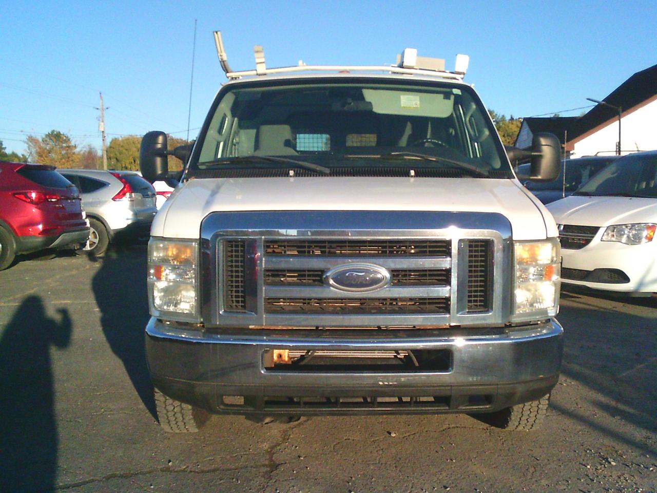 2009 Ford Econoline E-150 Commercial - Photo #3