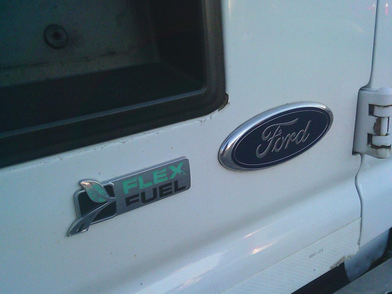 2009 Ford Econoline E-150 Commercial - Photo #35