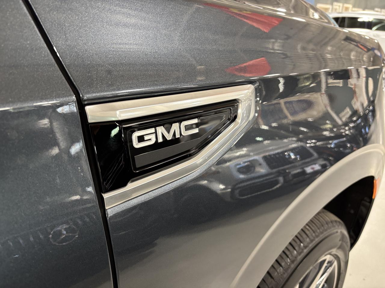 2021 GMC Yukon Denali|V8|4WD|REARSCREENS|7PASS|NAV|BOSE|HEADSUP|+ - Photo #5