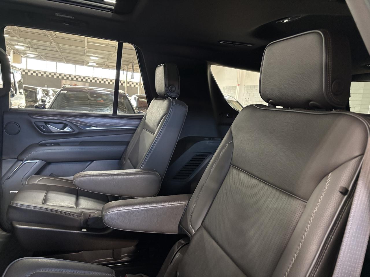 2021 GMC Yukon Denali|V8|4WD|REARSCREENS|7PASS|NAV|BOSE|HEADSUP|+ - Photo #14