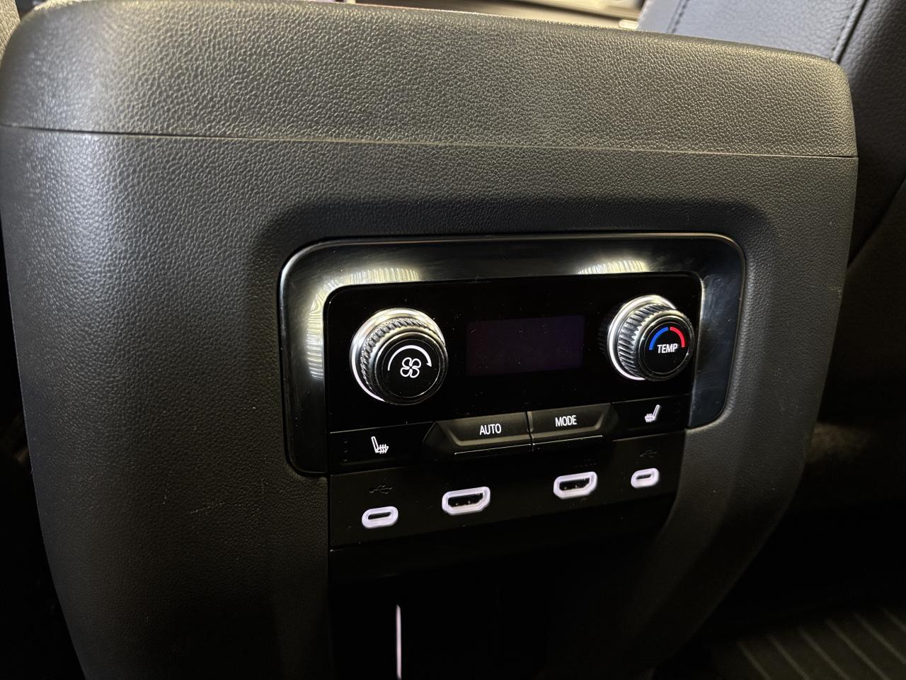 2021 GMC Yukon Denali|V8|4WD|REARSCREENS|7PASS|NAV|BOSE|HEADSUP|+ - Photo #22