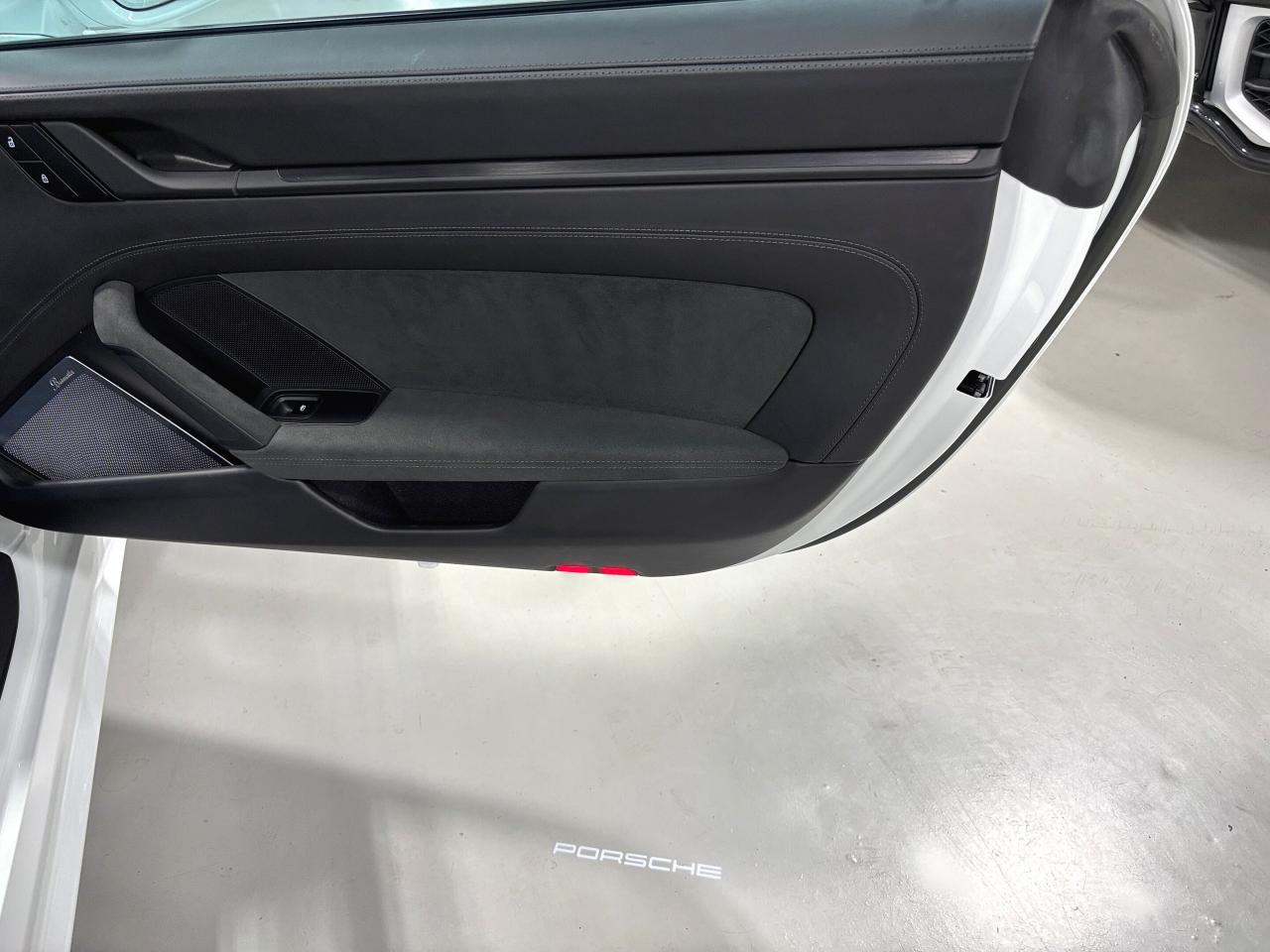 2022 Porsche 911 Carrera 4 GTS Coupe |Front Lift|Burmister|Sunroof| - Photo #19