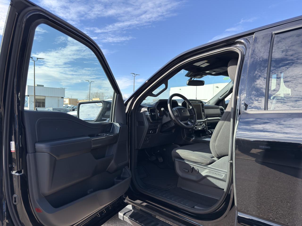 2023 Ford F-150 |POWERBOOST|XLT|SPORT PACKAGE| Photo