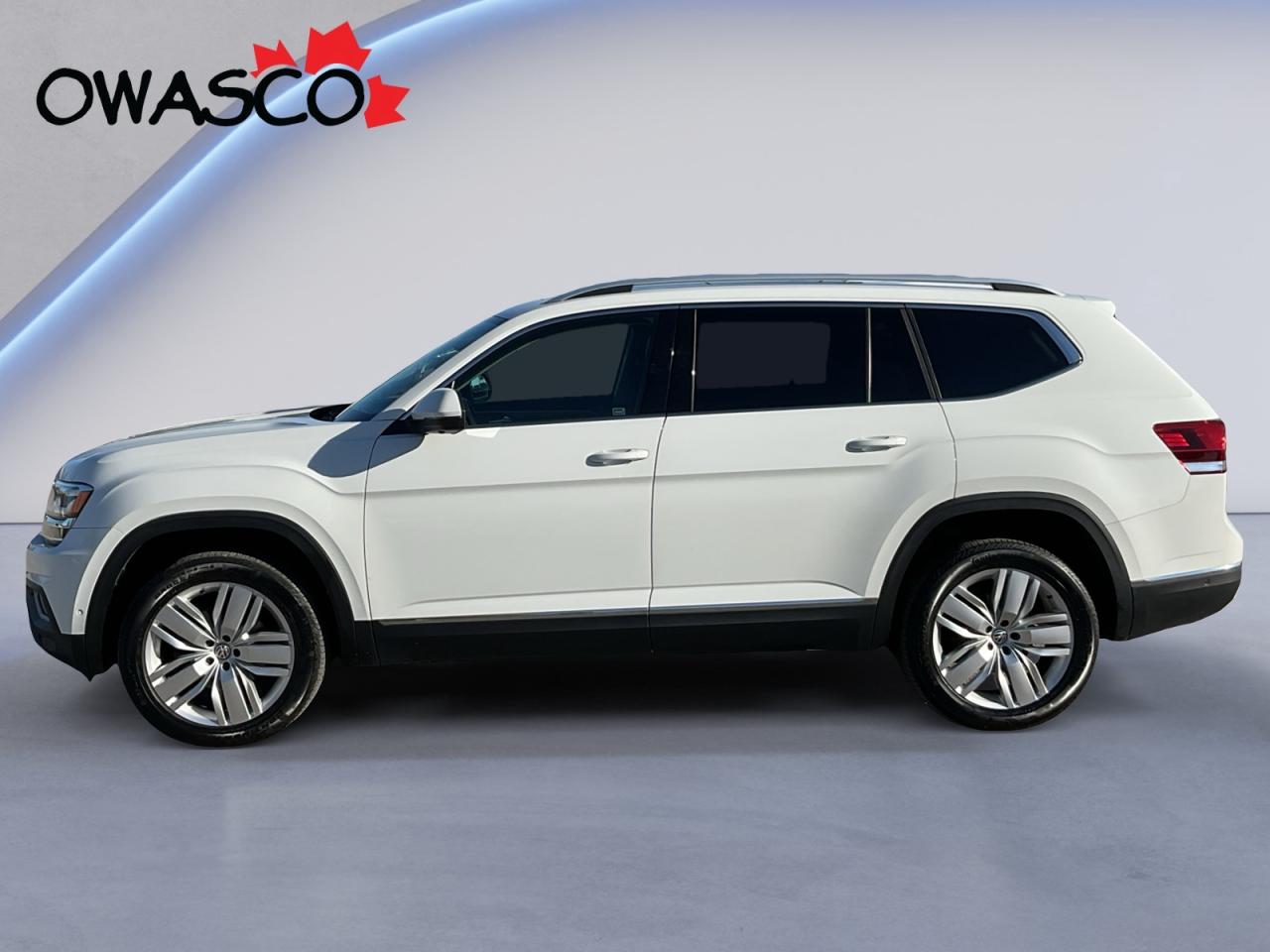 2019 Volkswagen Atlas 3.6L Execline! Leather! Sunroof! Clean CarFax! Photo2