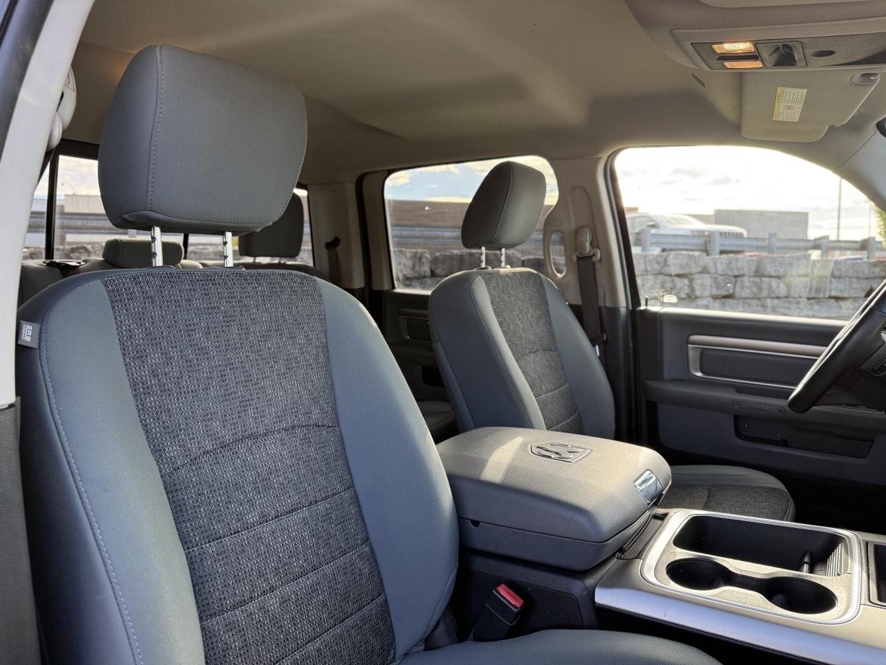 2019 RAM 1500 Classic SLT 4x4 Crew Cab 5'7  Box | NAVIGATION | BLUETOOTH Photo