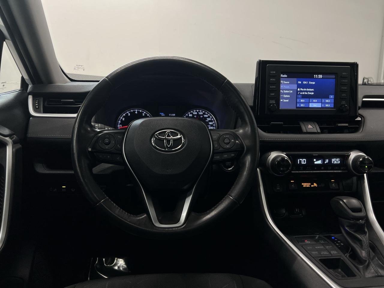 2019 Toyota RAV4 XLE AWD | ONLY 69,000KMS | SUNROOF | HTD SEATS Photo