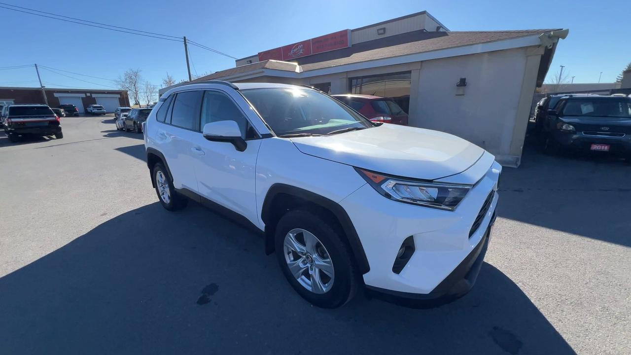 2019 Toyota RAV4 XLE AWD | ONLY 69,000KMS | SUNROOF | HTD SEATS Photo