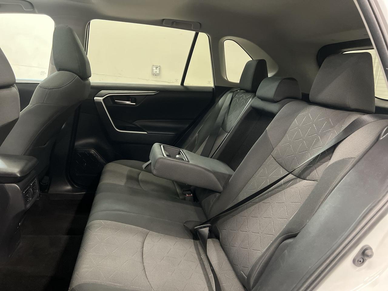 2019 Toyota RAV4 XLE AWD | ONLY 69,000KMS | SUNROOF | HTD SEATS Photo