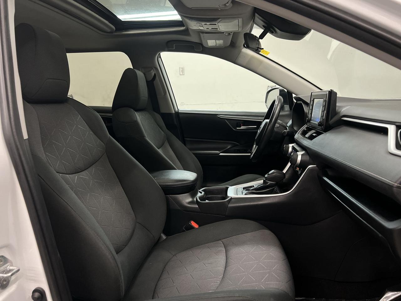 2019 Toyota RAV4 XLE AWD | ONLY 69,000KMS | SUNROOF | HTD SEATS Photo