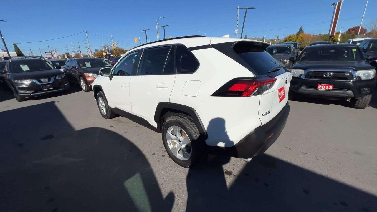 2019 Toyota RAV4 XLE AWD | ONLY 71,000KMS | SUNROOF | HTD SEATS Photo
