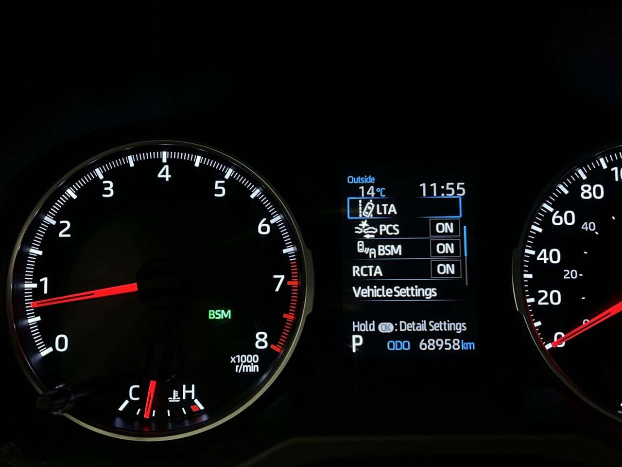 2019 Toyota RAV4 XLE AWD | ONLY 71,000KMS | SUNROOF | HTD SEATS Photo