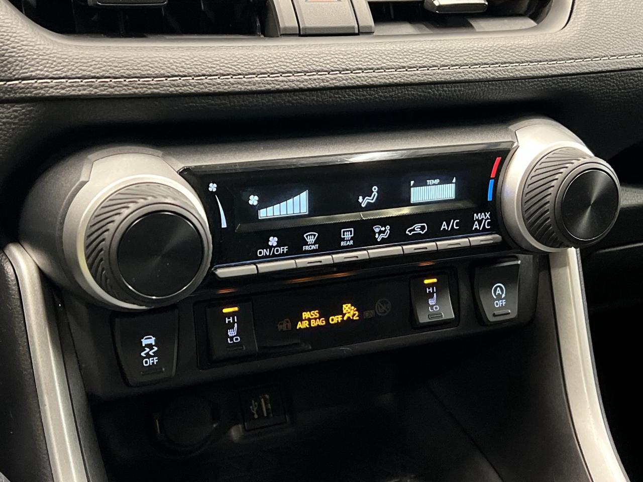 2024 Toyota RAV4 AWD |HTD SEATS |CARPLAY | BLUETOOTH |ADAPT. CRUISE Photo