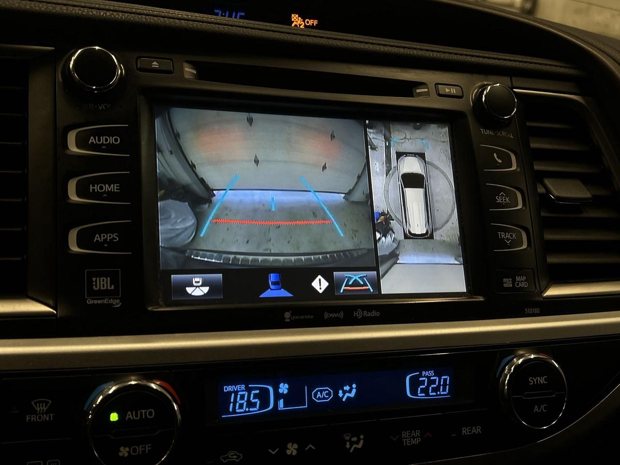 2018 Toyota Highlander >>JUST SOLD Photo