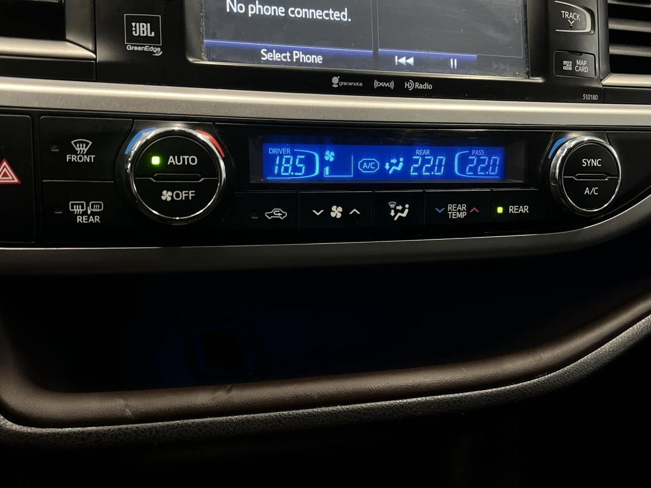 2018 Toyota Highlander LIMITED AWD | 7-PASS | COOLED LEATHER | PANO ROOF Photo