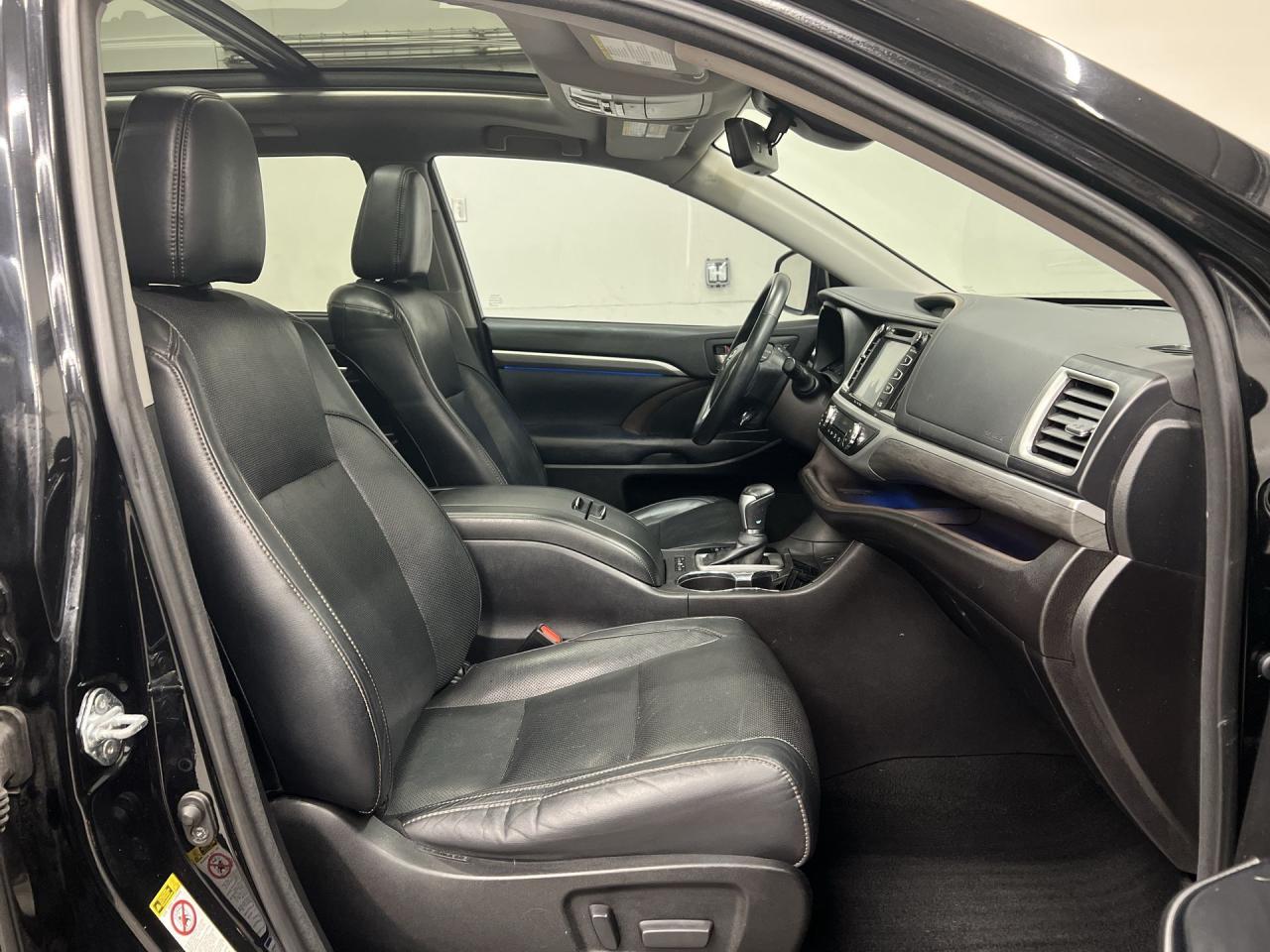 2018 Toyota Highlander LIMITED AWD | 7-PASS | COOLED LEATHER | PANO ROOF Photo