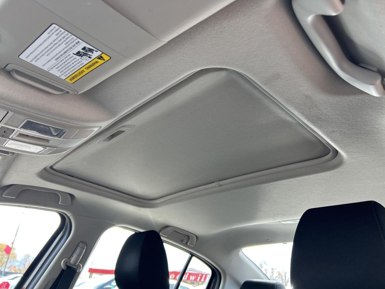 2017 Mazda MAZDA3 GS, SUNROOF, BACK UP CAM, BLIND SPOT MONITORS! - Photo #14