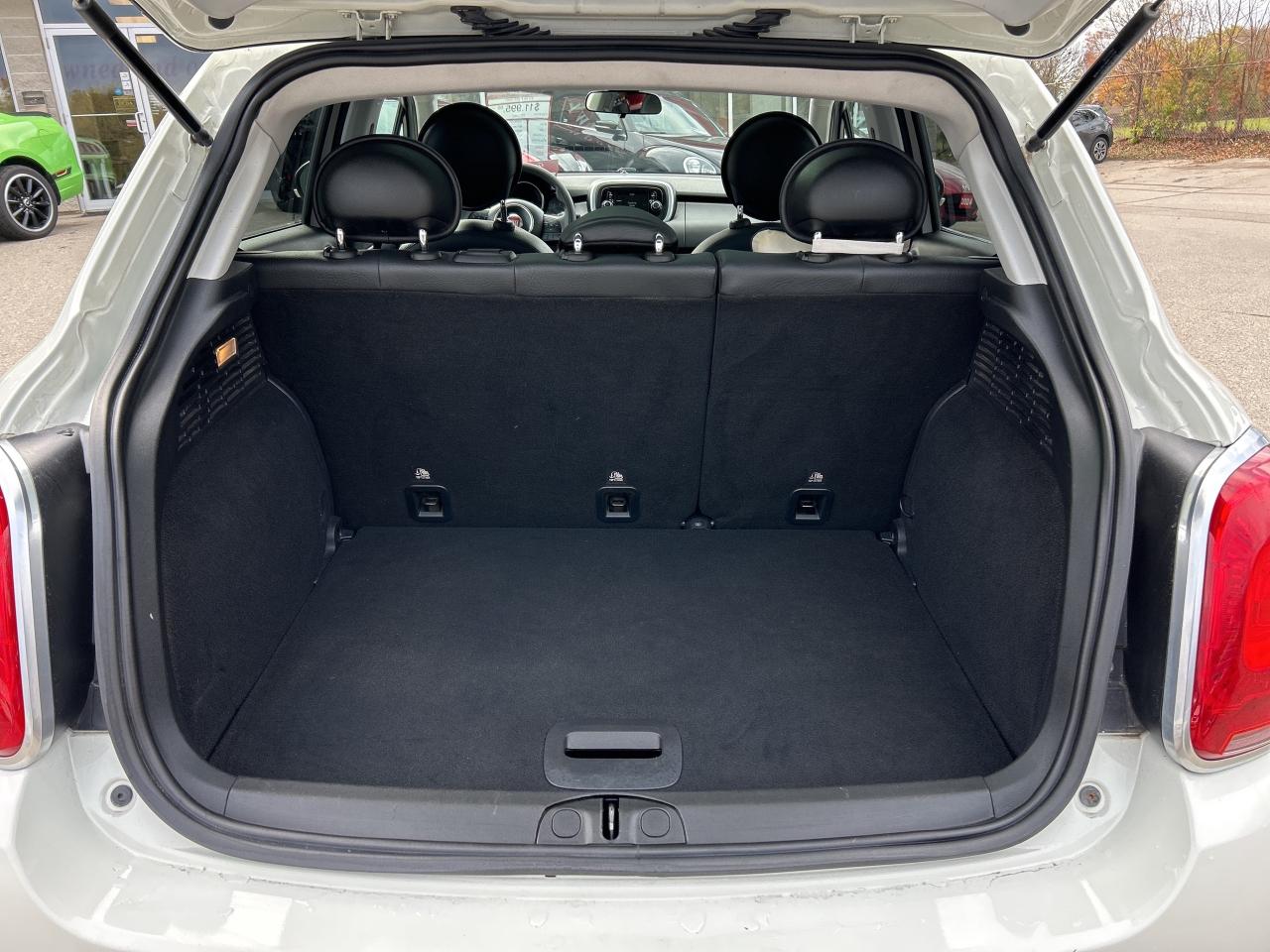 2016 Fiat 500 X TREKKING EDITION, GOOD MILEAGE, REMOTE START! - Photo #11