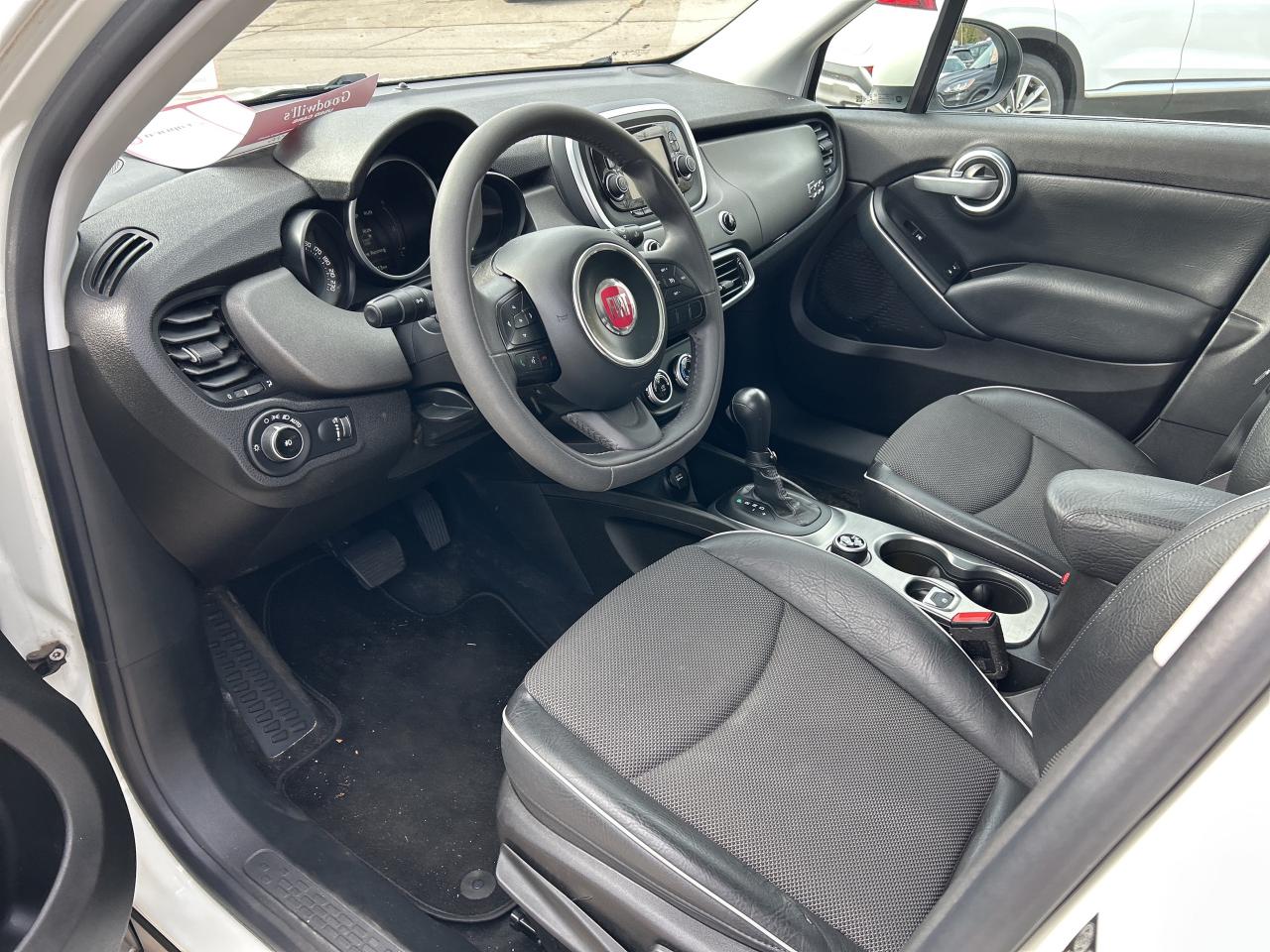 2016 Fiat 500 X TREKKING EDITION, GOOD MILEAGE, REMOTE START! - Photo #14