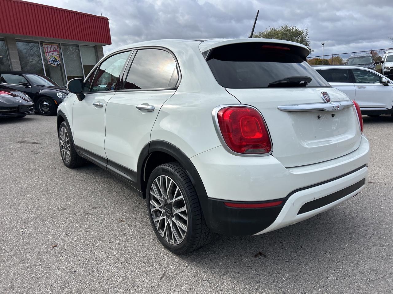 2016 Fiat 500 X TREKKING EDITION, GOOD MILEAGE, REMOTE START! Photo