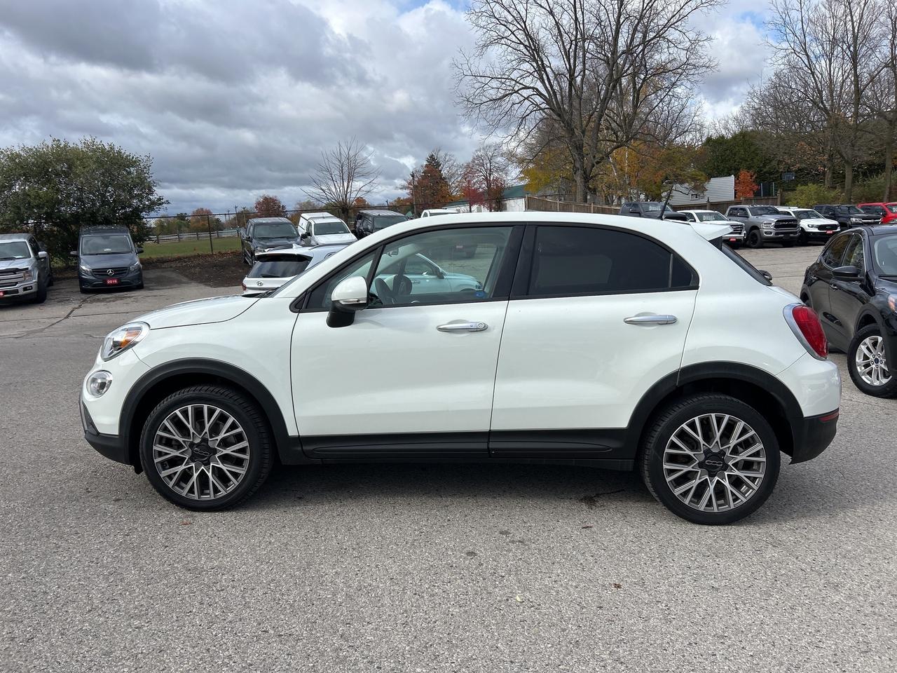 2016 Fiat 500 X TREKKING EDITION, GOOD MILEAGE, REMOTE START! Photo