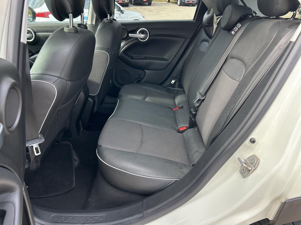 2016 Fiat 500 X TREKKING EDITION, GOOD MILEAGE, REMOTE START! - Photo #12