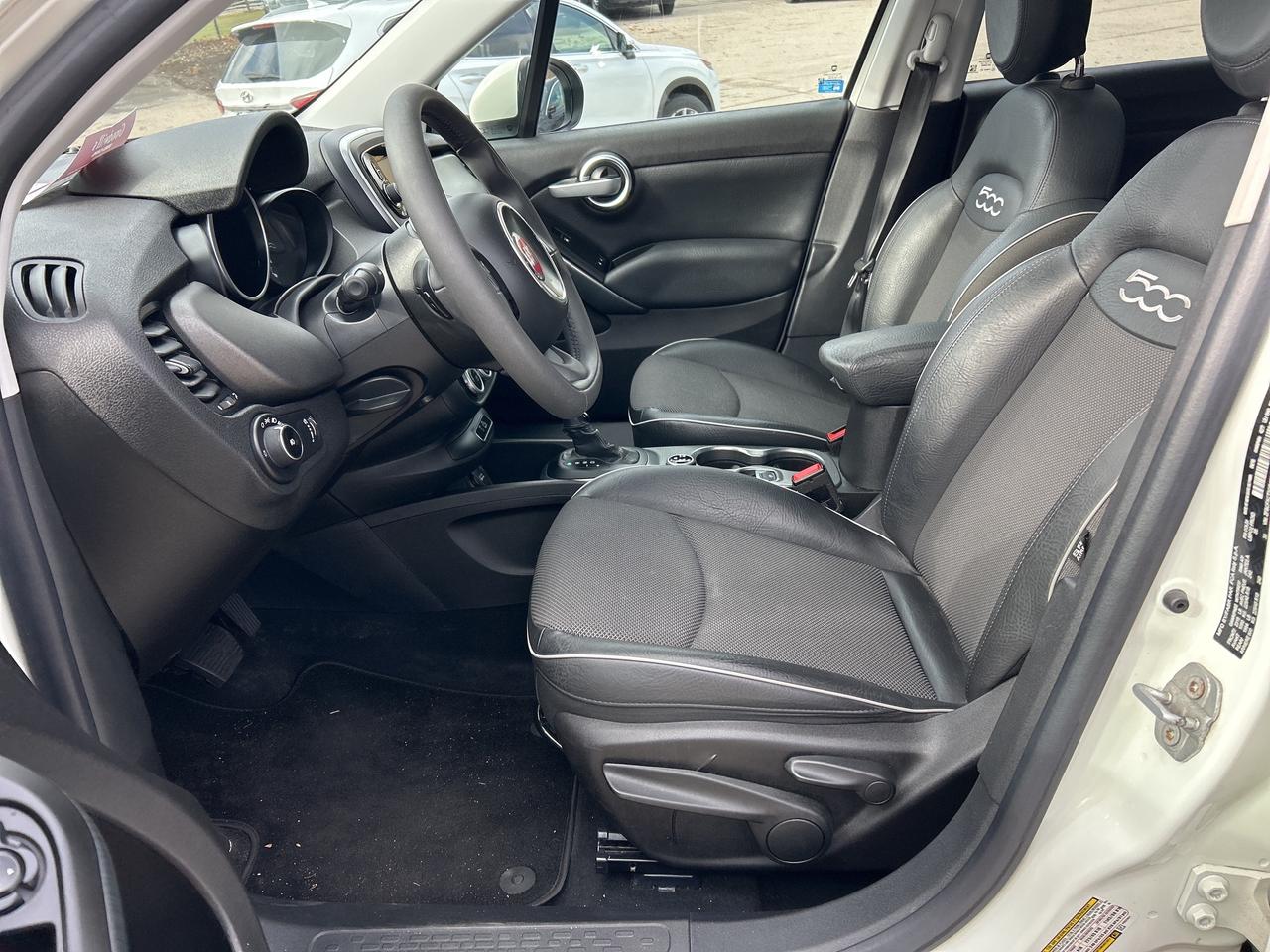2016 Fiat 500 X TREKKING EDITION, GOOD MILEAGE, REMOTE START! Photo