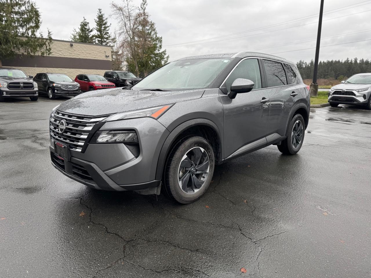 2024 Nissan Rogue SV MOONROOF