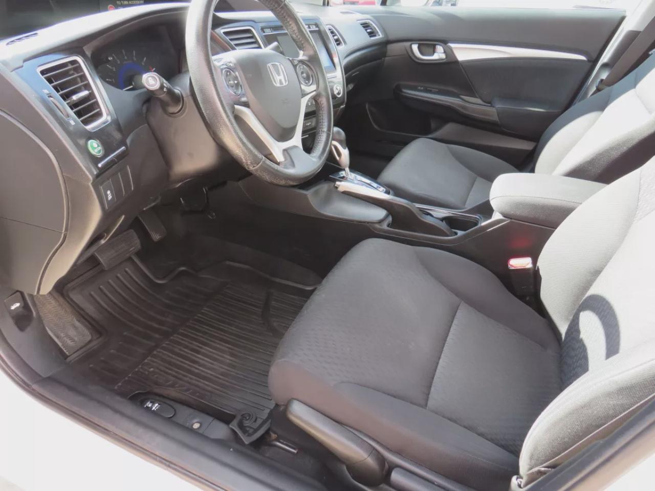 2015 Honda Civic Sedan EX (**CLEAN TITLE/NO ACCIDENTS!!**SAFETY/CERTIFIED!!**ALLOY RIMS**SUNROOF**HEATED SEATS**REVERSE CAMERA**LEATHER WRAPPED STEERING WHEEL**PUSH BUTTON START**DIGITAL TOUCHSCREEN**USB**BUG DEFLECTOR**CRUISE CONTROL**BLUETOOTH**) Photo3