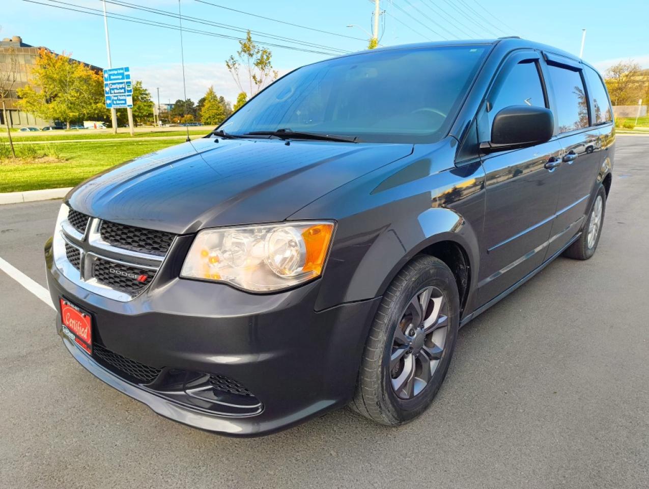Used 2015 Dodge Grand Caravan SXT Front-wheel Drive Passenger Van Automatic for sale in Mississauga, ON
