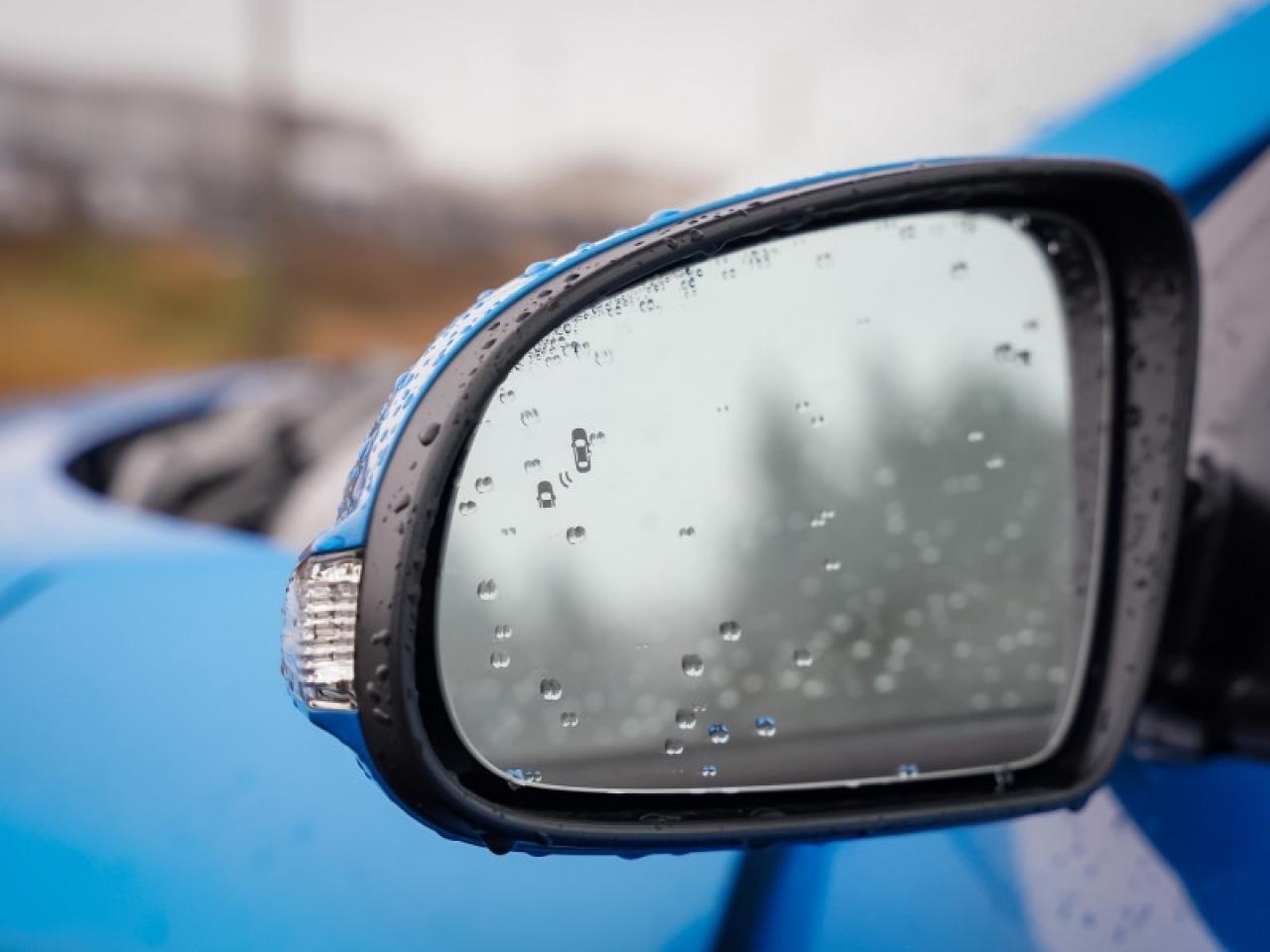 2018 Hyundai KONA Luxury  - $160 B/W Photo