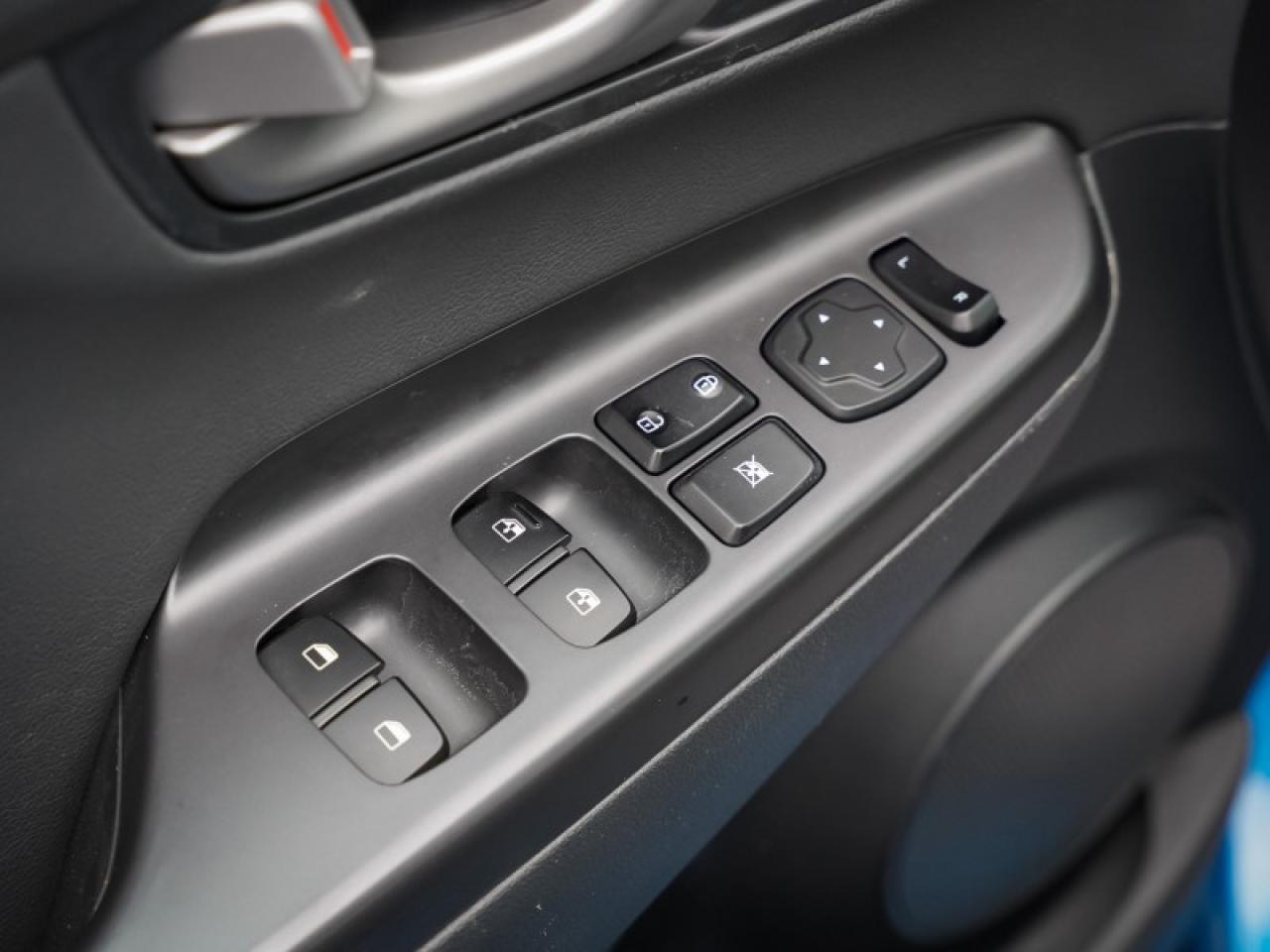 2018 Hyundai KONA Luxury  - $160 B/W Photo