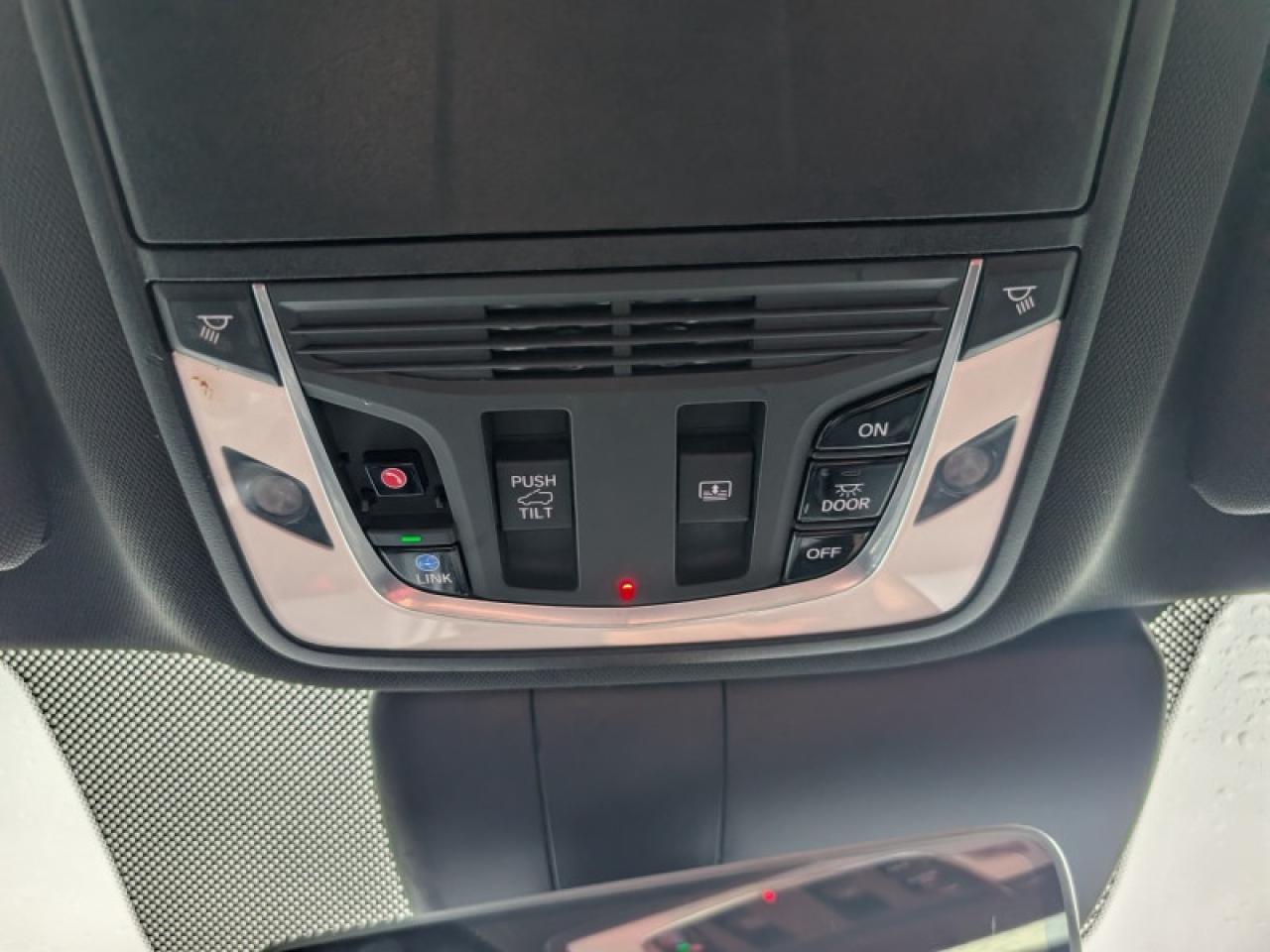 2020 Acura RDX A-Spec AWD  **RED LEATHER - SUNROOF** Photo