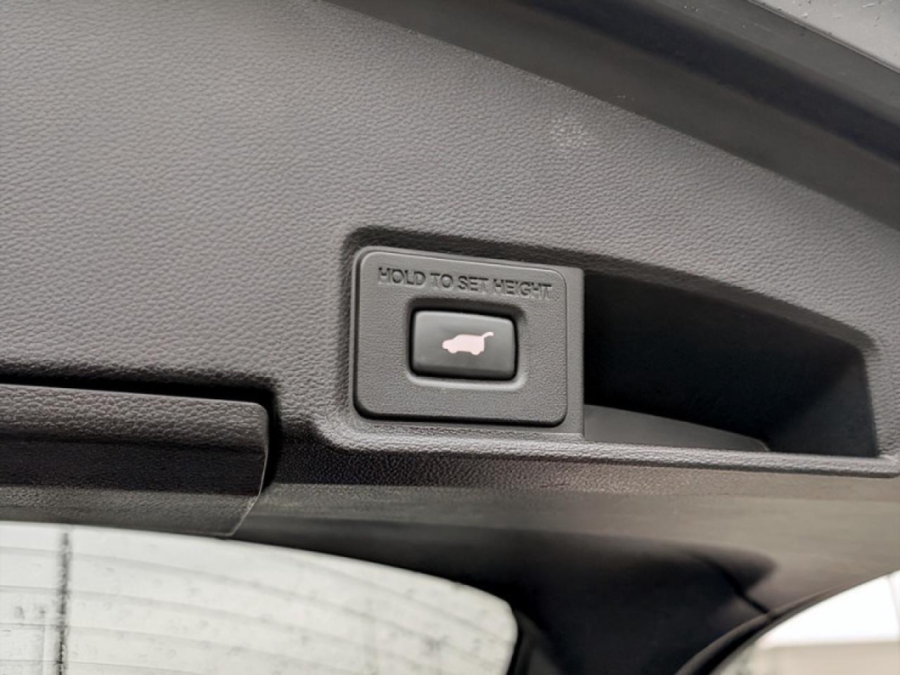 2020 Acura RDX A-Spec AWD  **RED LEATHER - SUNROOF** Photo