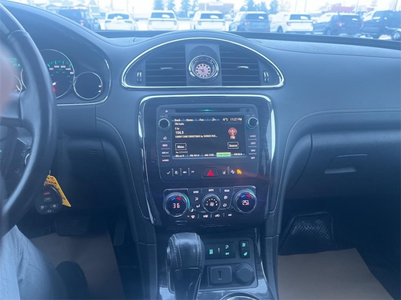 2017 Buick Enclave Premium  - Leather Seats -  Heated Seats Photo5